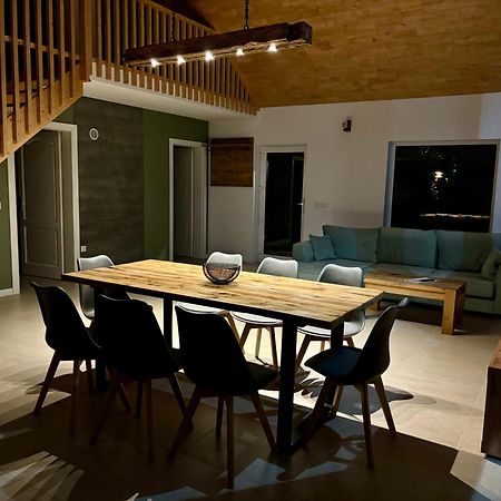 Casa Tinca 2 Βίλα Izvoru Mureşului Εξωτερικό φωτογραφία